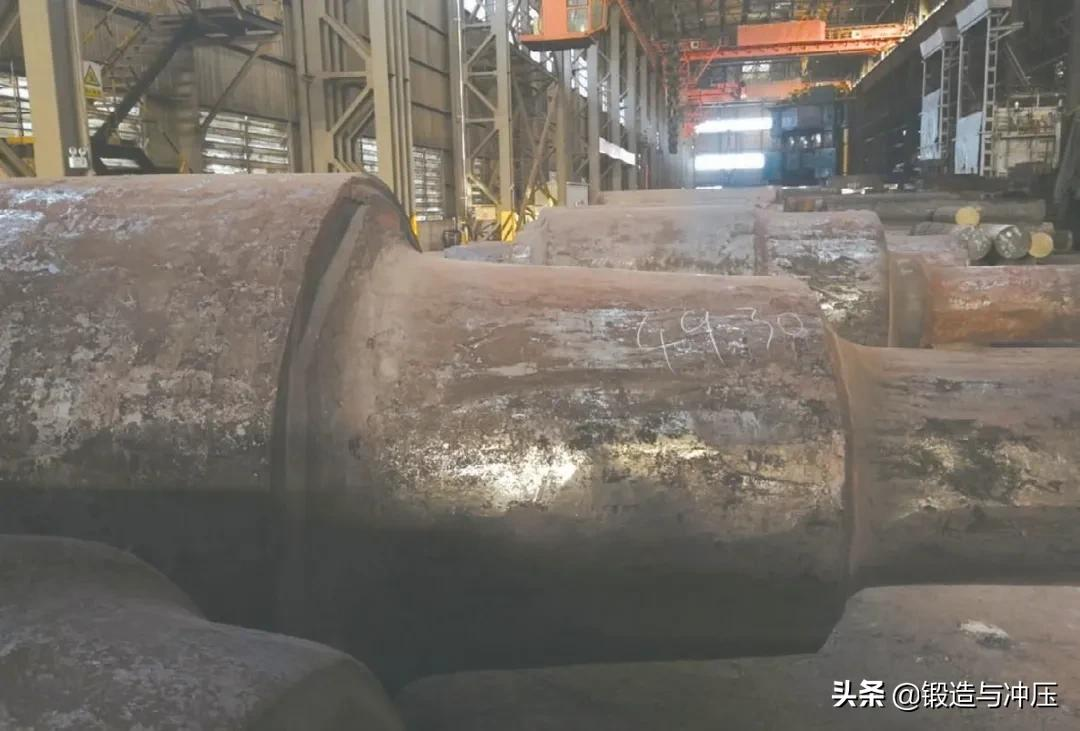 軸類(lèi)鍛件錐形臺(tái)程序鍛造(圖2)